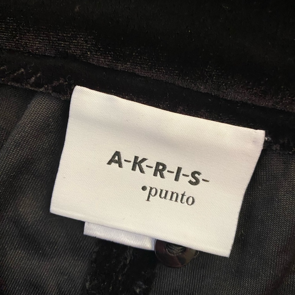 AKRIS PUNTO
•Meva Crystal Pants Size 4 Like‎ New - Picture 4 of 11